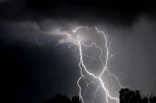 Marginal risk of severe thunderstorm development in northeast South Dakota today  (Audio)