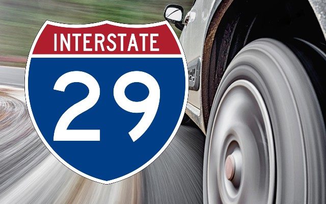 NEW: Six vehicles damaged when cows wander onto Interstate 29