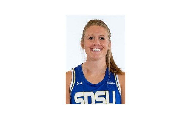 Selland named semifinalist for Becky Hammon Mid-Major Player of the Year