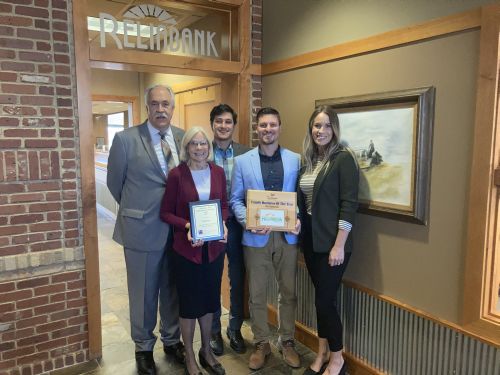 JOHNSON FAMILY OF RELIABANK RECEIVES 2020 WATERTOWN AREA FAMILY BUSINESS OF THE YEAR AWARD