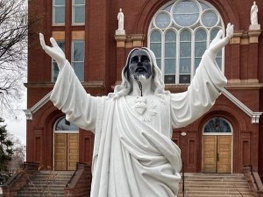 Jesus statue in Fargo vandalized