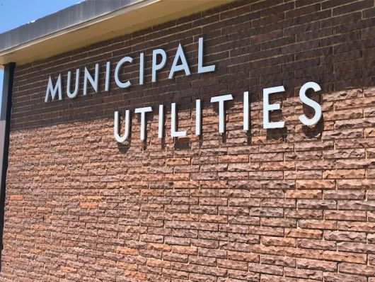 Watertown Municipal Utilities working on power restoration following storm damage  (Audio)