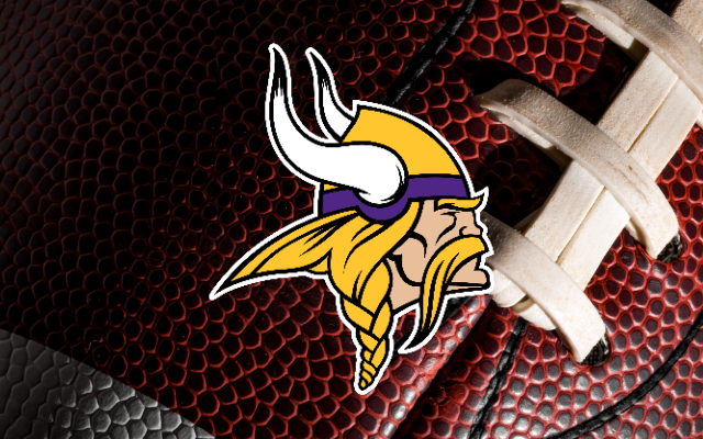 Accused of assaulting ex, Vikes’ Cook says she assaulted him
