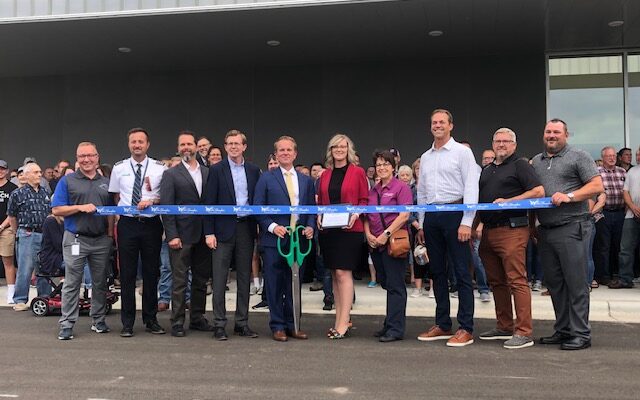 Ribbon cutting held at new Watertown Regional Airport terminal  (Audio)