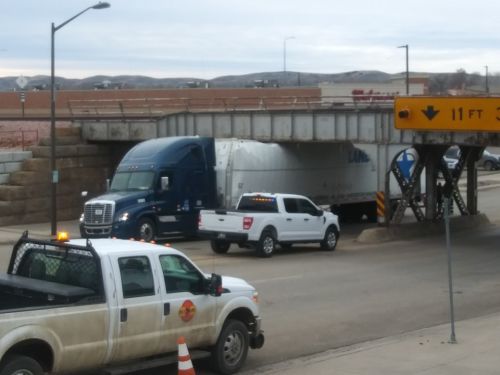 Minnesota truck driver cited for striking Pierre bridge